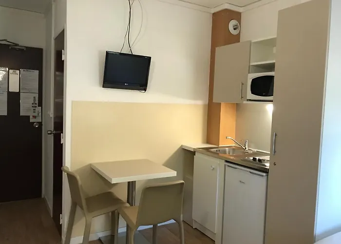 Be Myhotel * Évreux